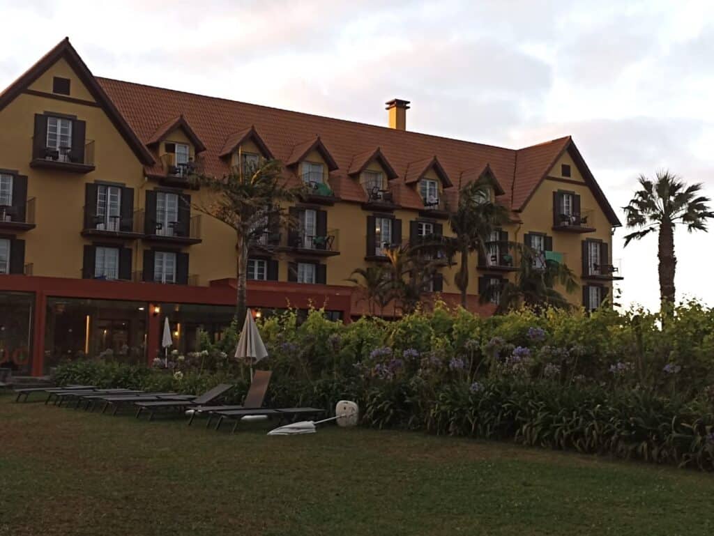 Facade de l'hotel Quinta do Furao